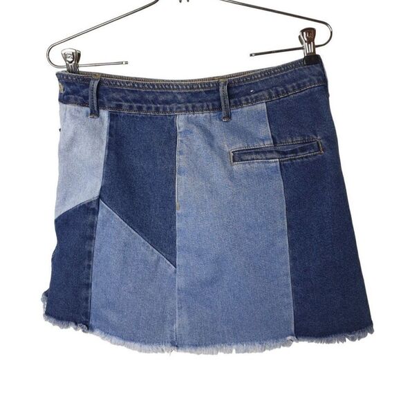 American Eagle Women's Patchwork Denim Mini Skirt Hi Rise Festival Size 4 NWOT - Picture 6 of 8
